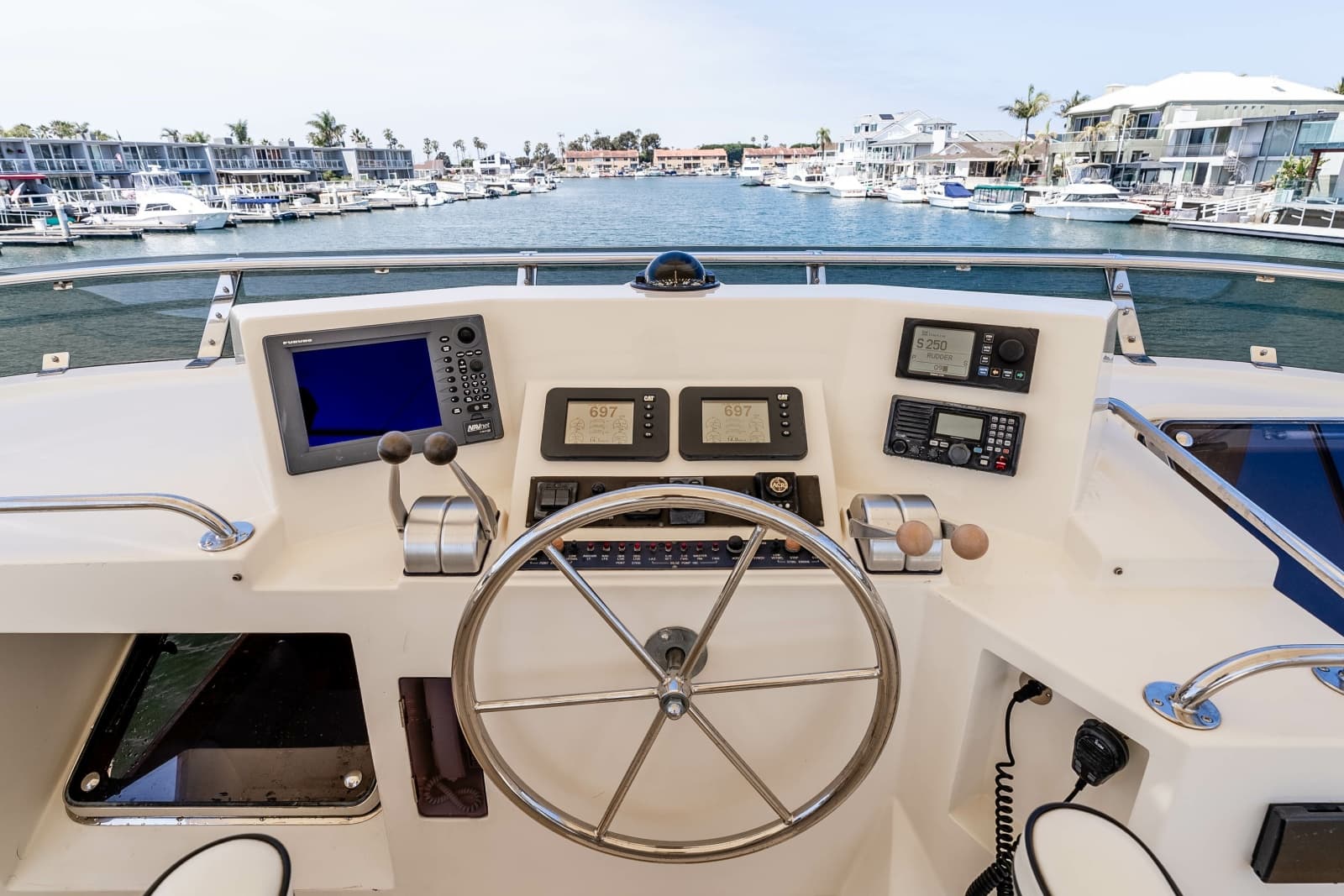 2005 Offshore Yachts Pilothouse