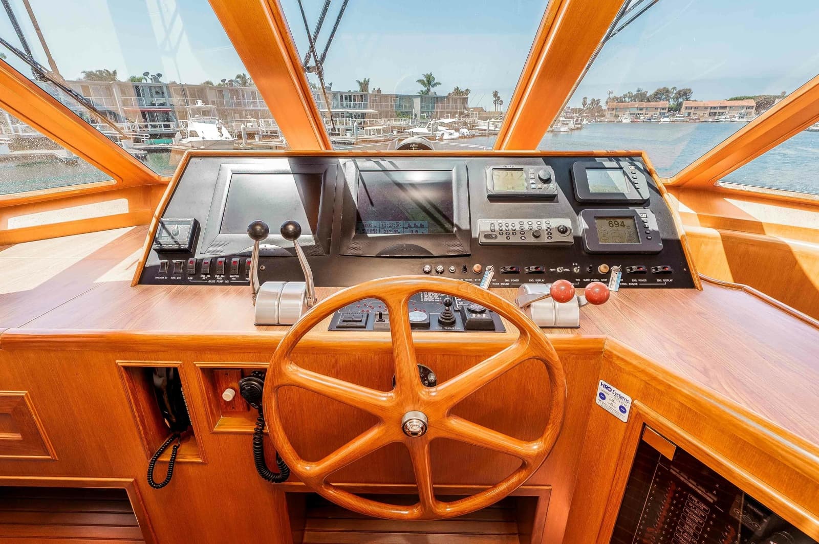 2005 Offshore Yachts Pilothouse