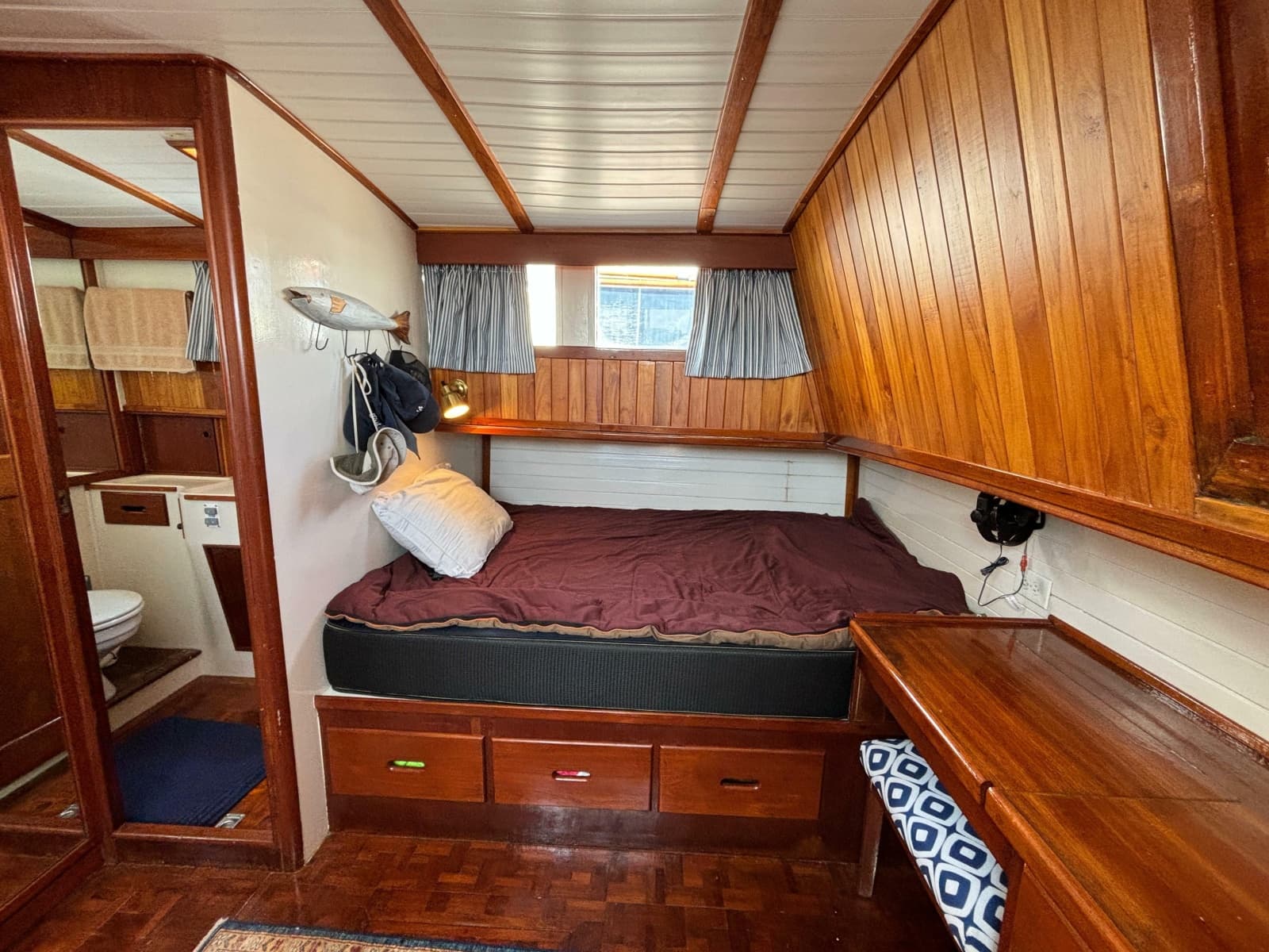 1978 Grand Banks 42 Classic