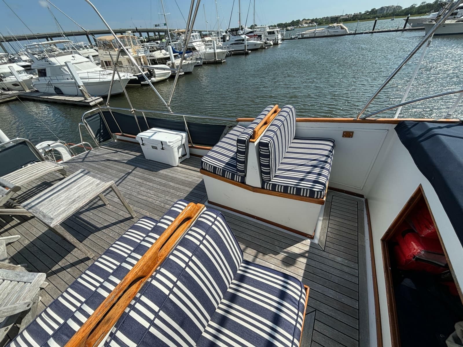 1978 Grand Banks 42 Classic