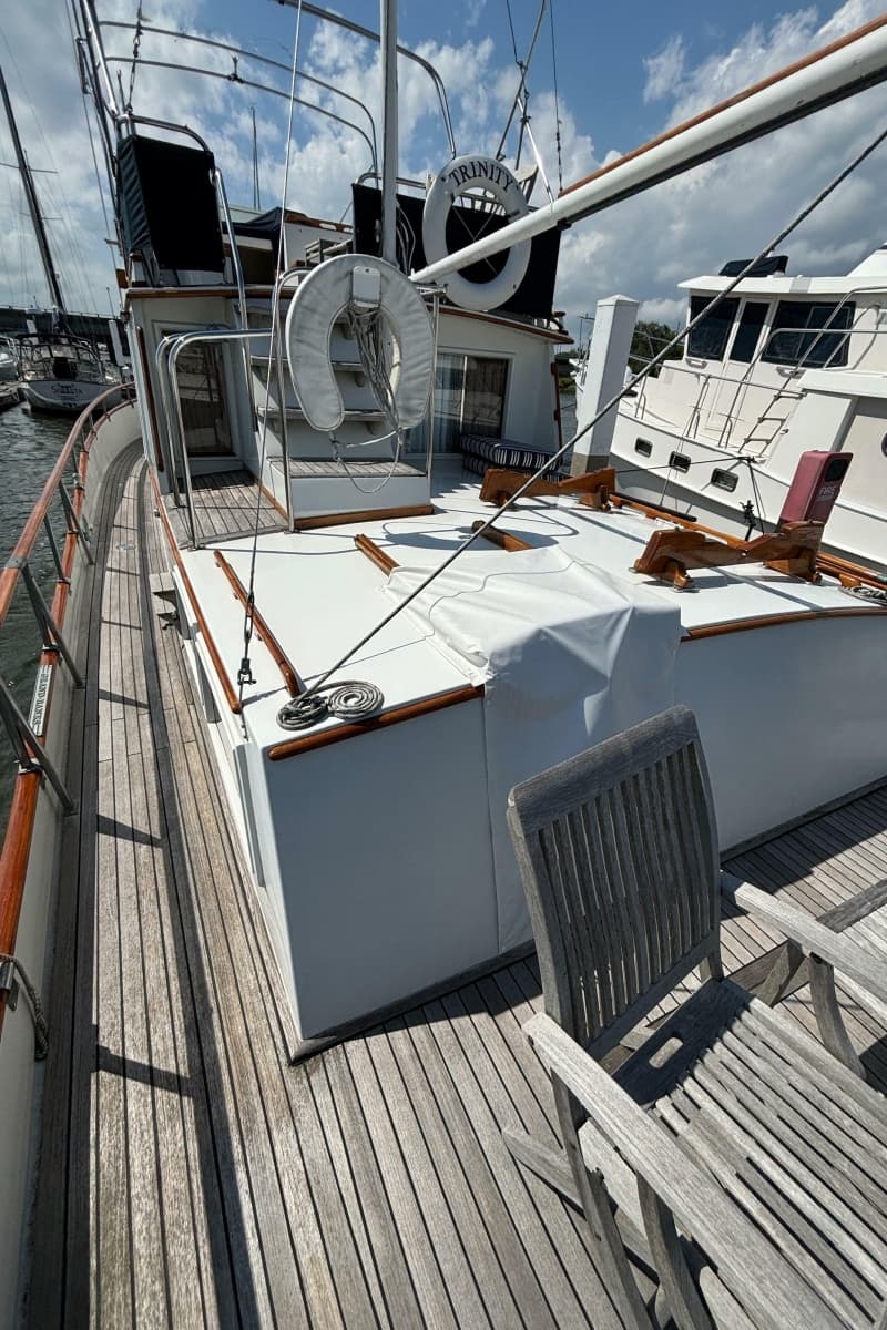 1978 Grand Banks 42 Classic
