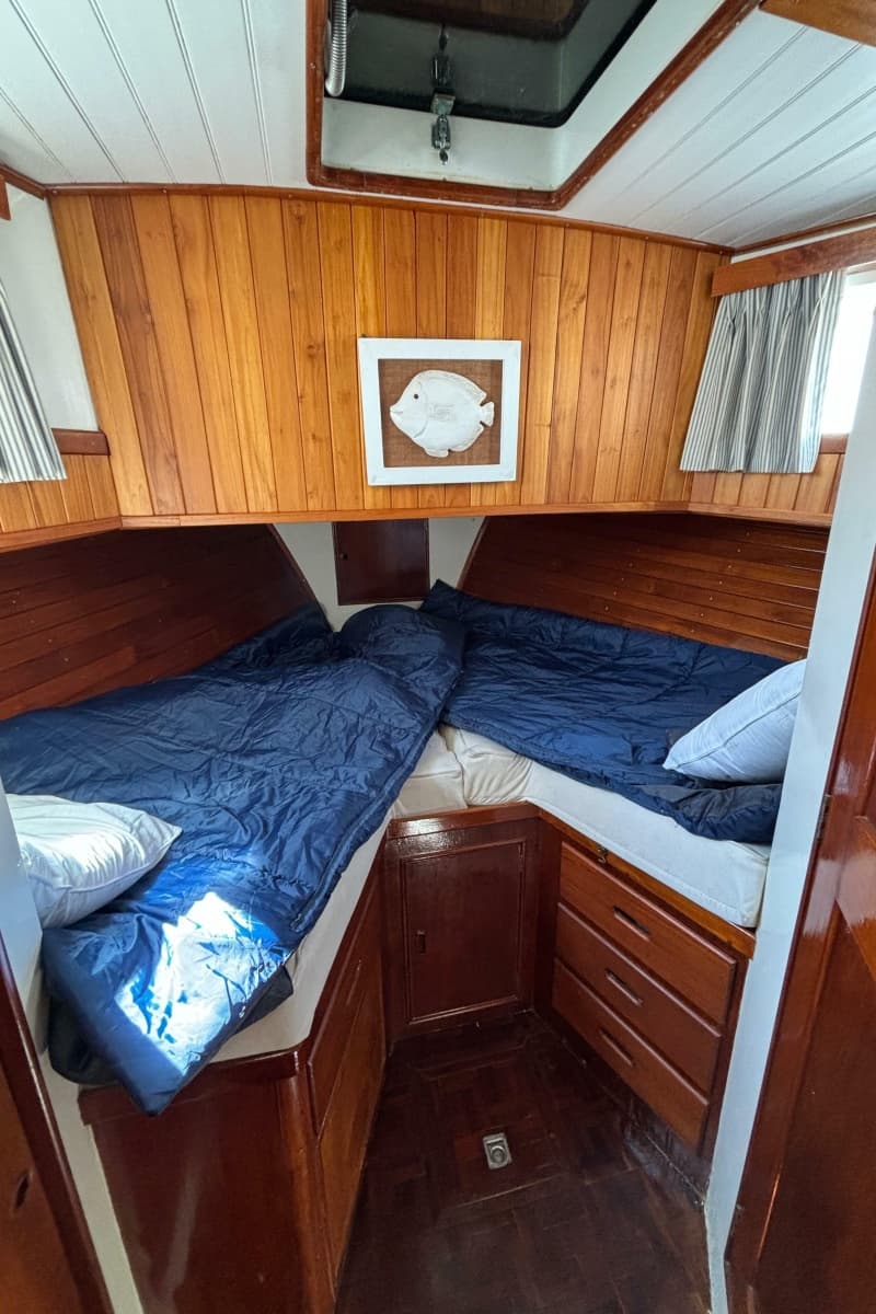 1978 Grand Banks 42 Classic