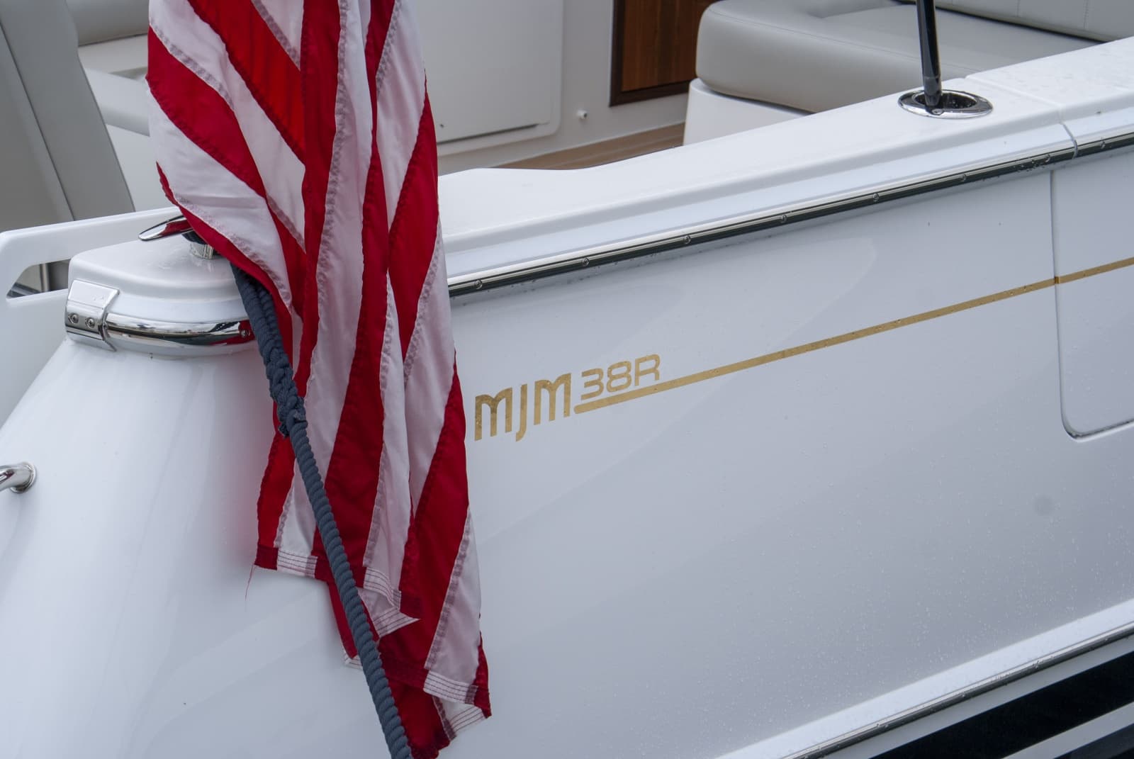 2027 MJM 38R