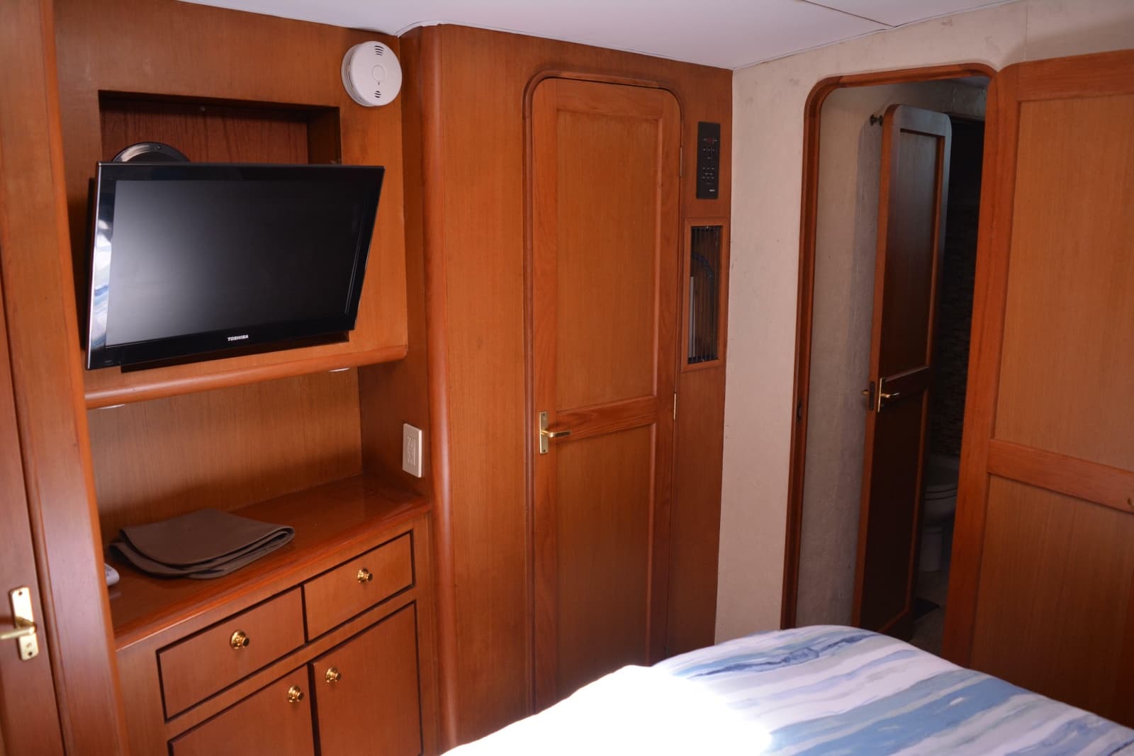 2000 Ocean 56 Super Sport