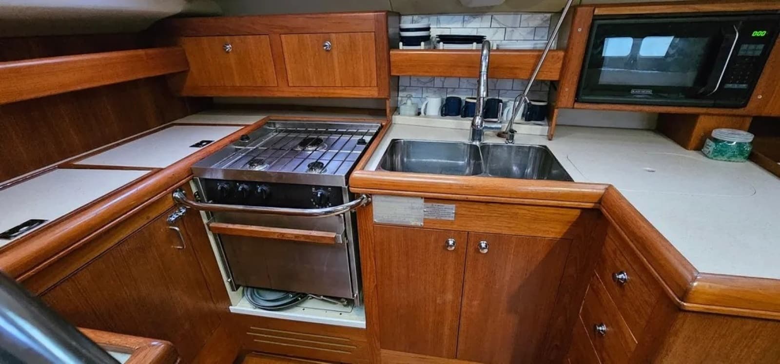 2002 Hunter 420