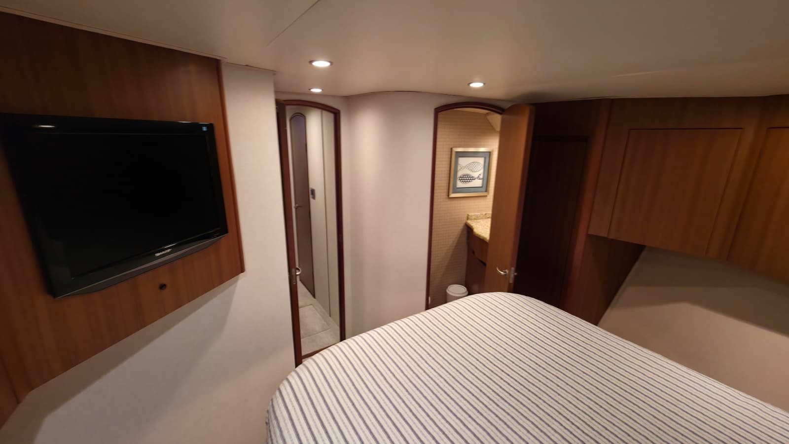 2010 Viking 64 Sportfish Convertible