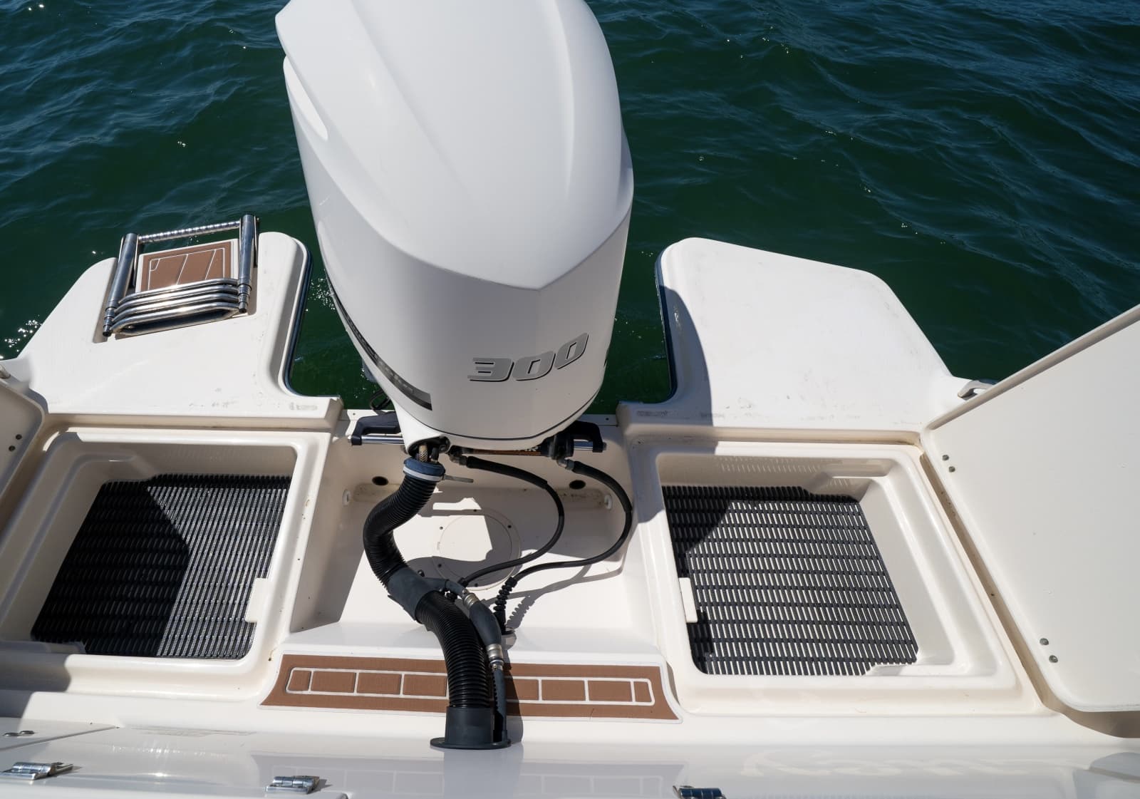 2017 Grady-White 235 Freedom