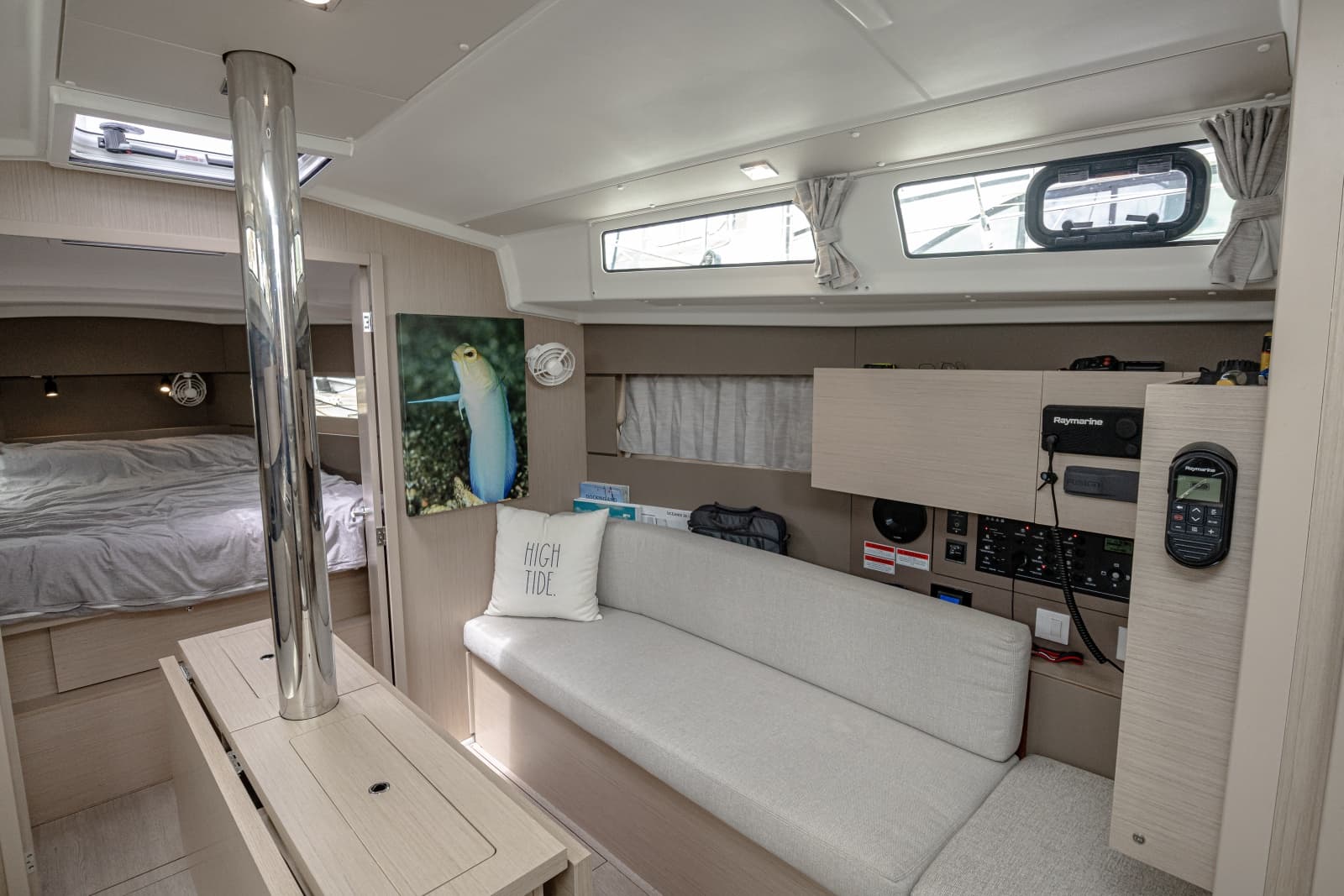 2023 Beneteau 38.1