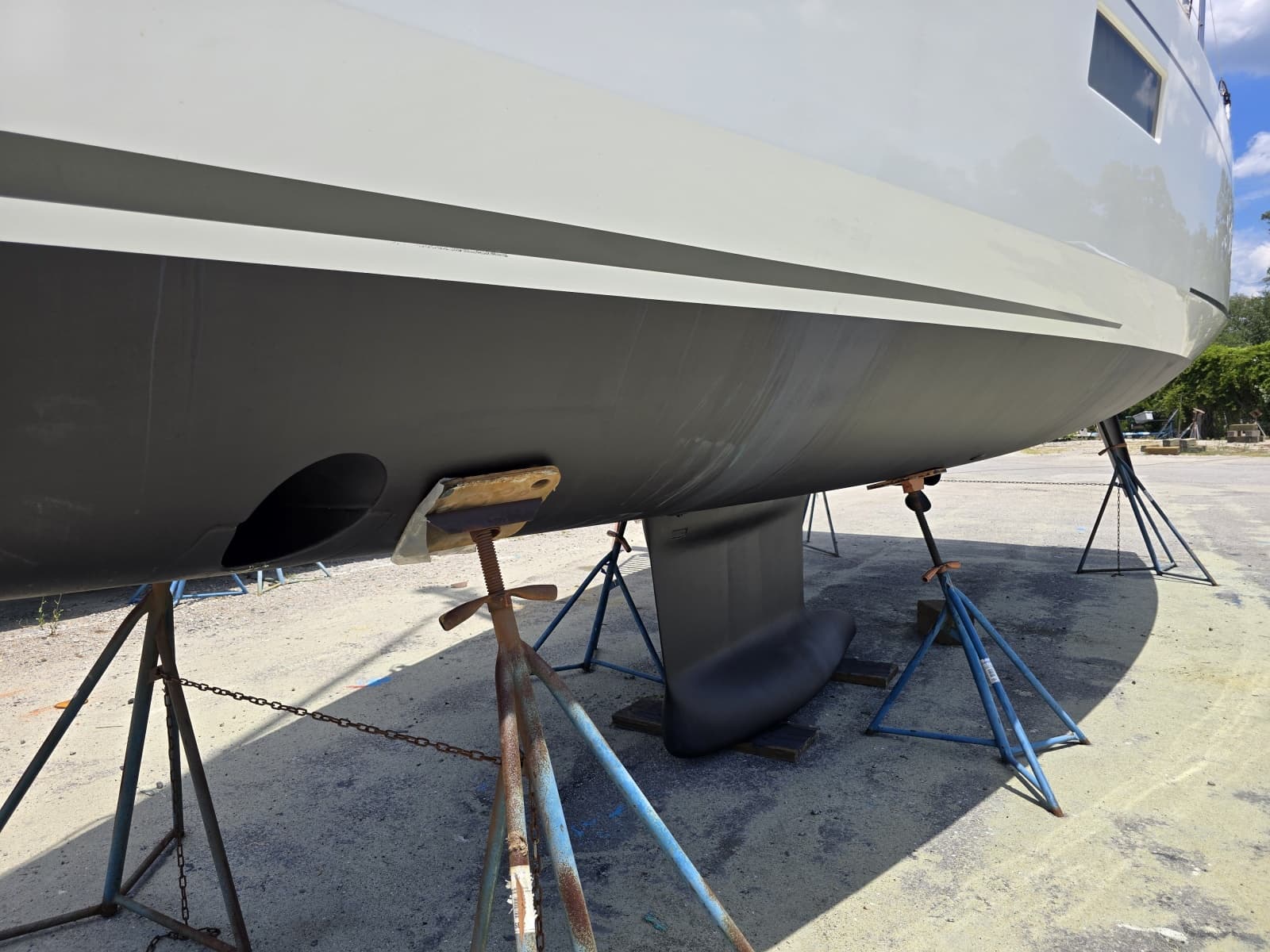 2023 Beneteau 38.1