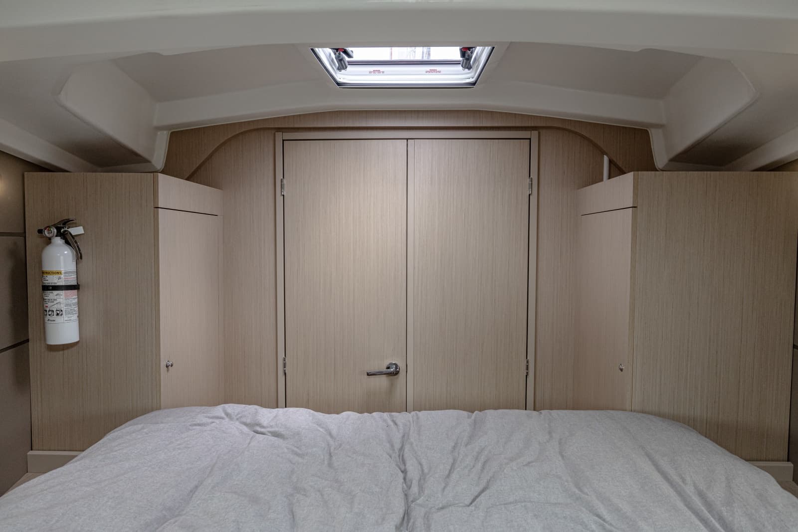 2023 Beneteau 38.1