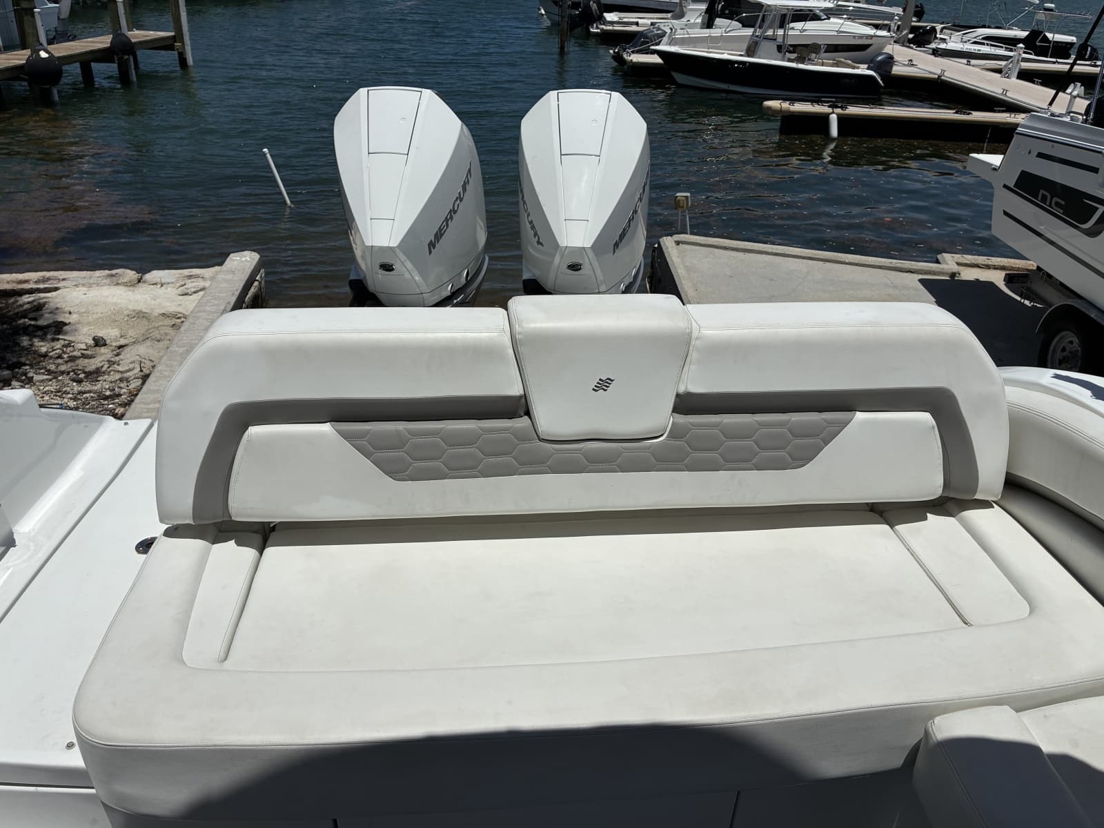 2020 Four Winns H290 OB