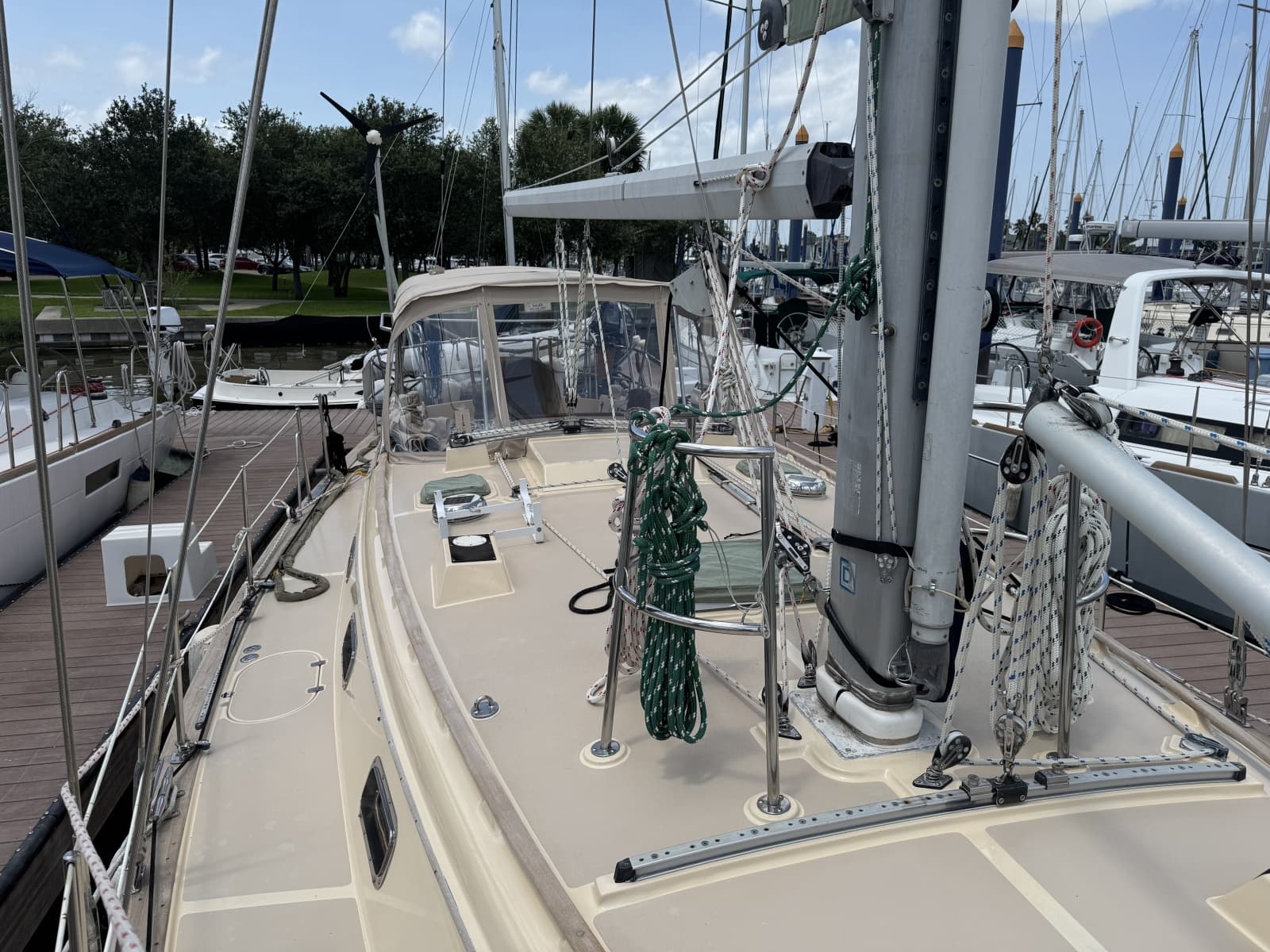 1992 Island Packet 44