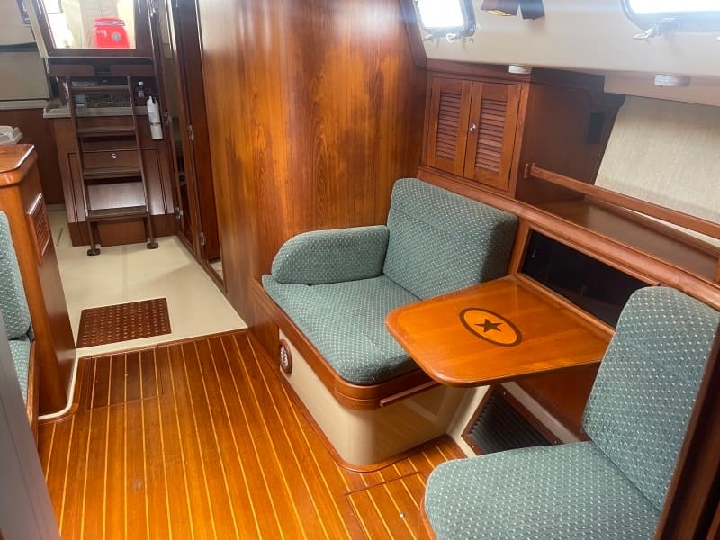 1992 Island Packet 44