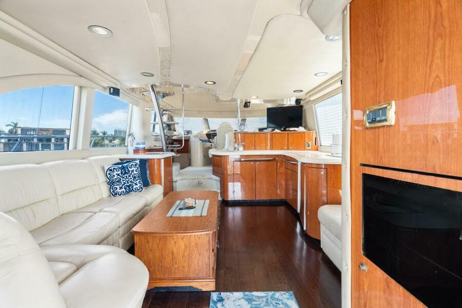 2001 Sea Ray 540 Cockpit Motor Yacht