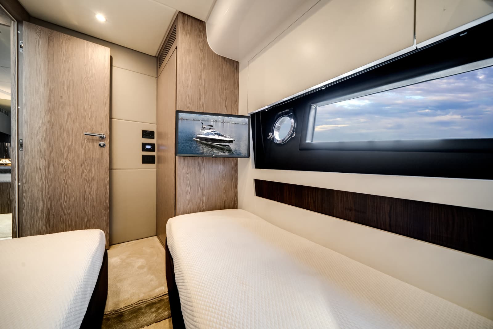 2021 Azimut S6 SPORTFLY
