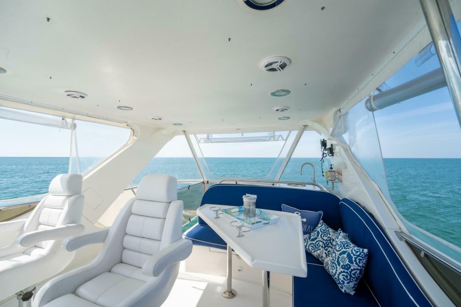 2007 Ocean Alexander 52 Sedan