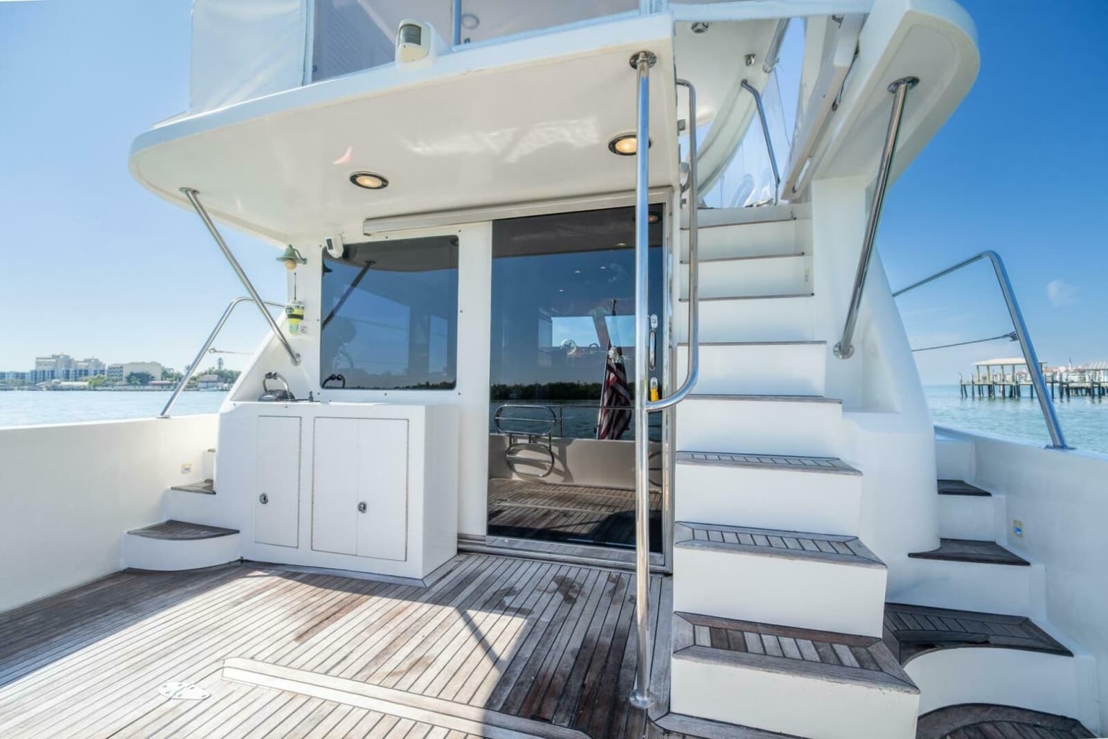 2007 Ocean Alexander 52 Sedan