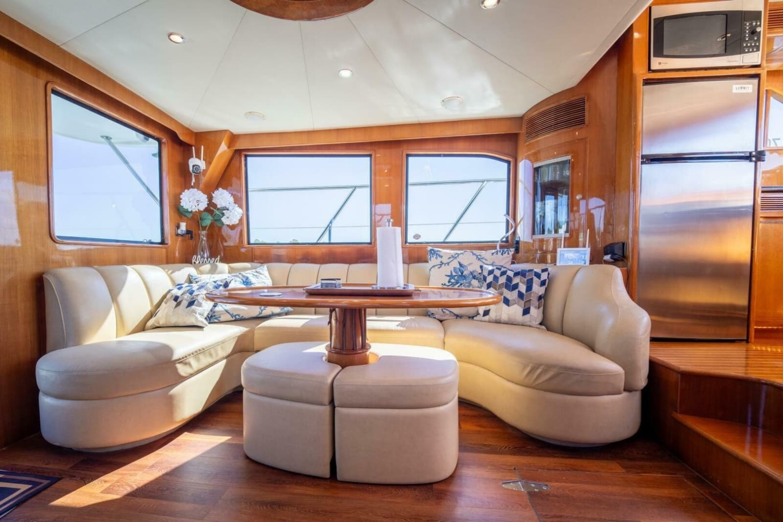 2007 Ocean Alexander 52 Sedan