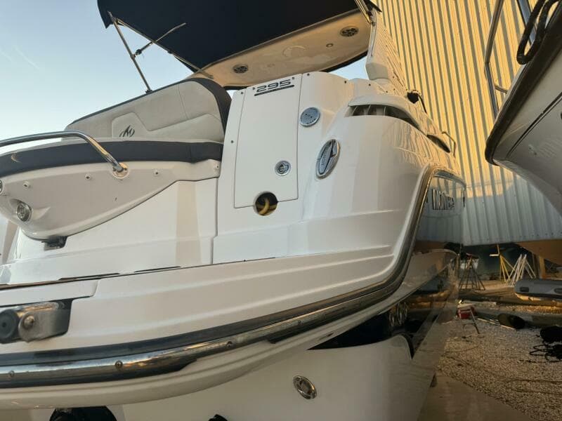 2018 Monterey 295 Sport Yacht