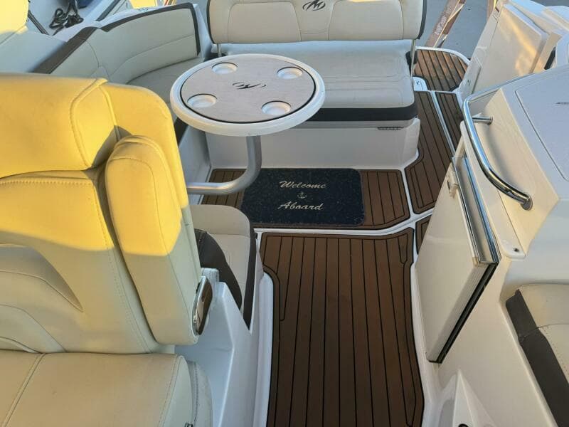 2018 Monterey 295 Sport Yacht