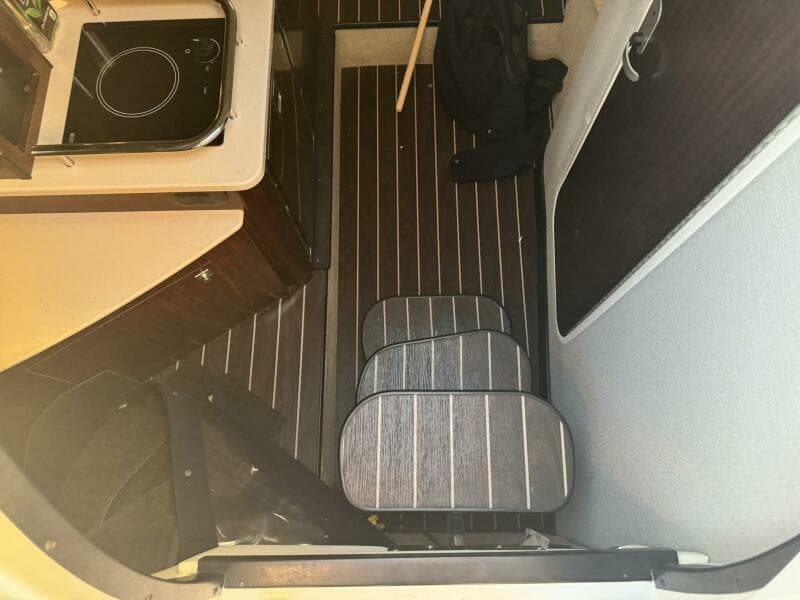 2018 Monterey 295 Sport Yacht