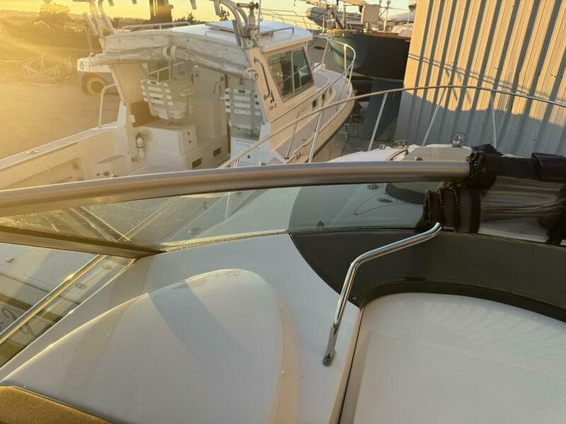 2018 Monterey 295 Sport Yacht