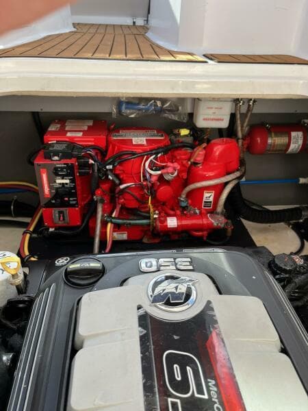 2018 Monterey 295 Sport Yacht