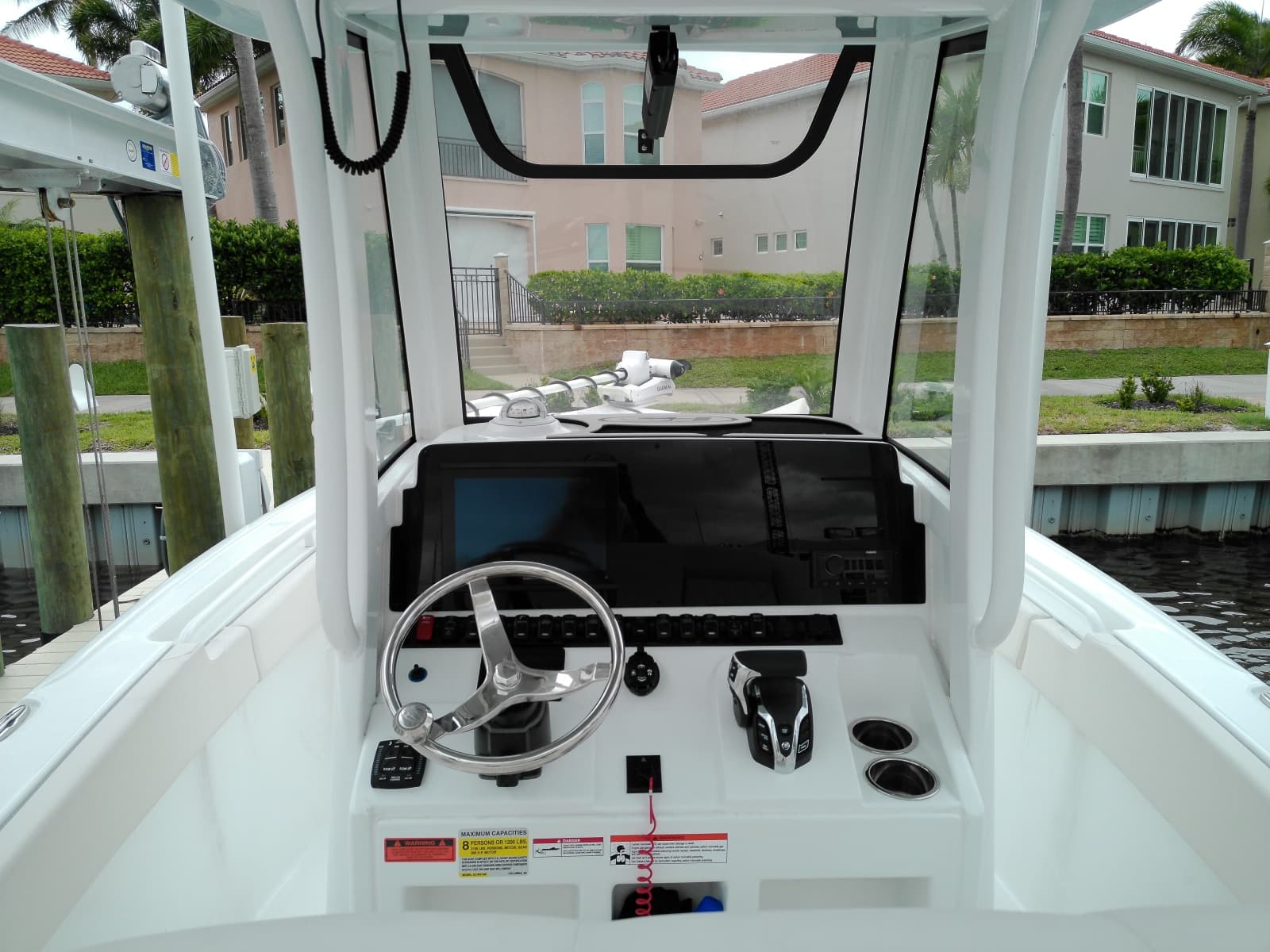 2026 Sea Hunt Ultra 245SE