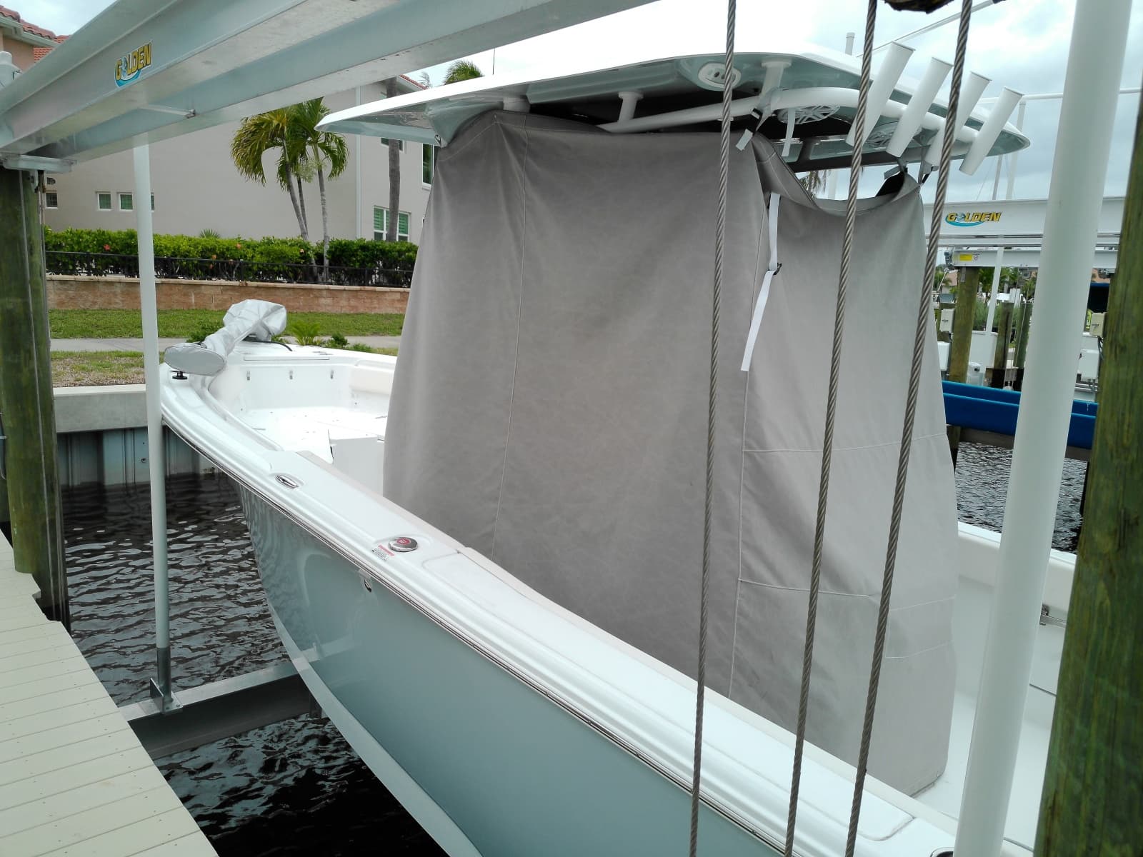 2026 Sea Hunt Ultra 245SE
