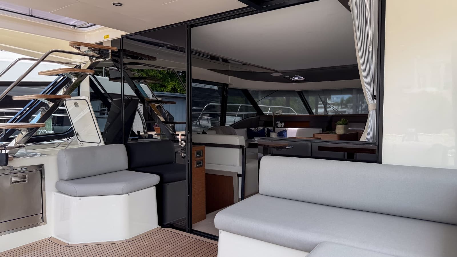 2025 Prestige M48