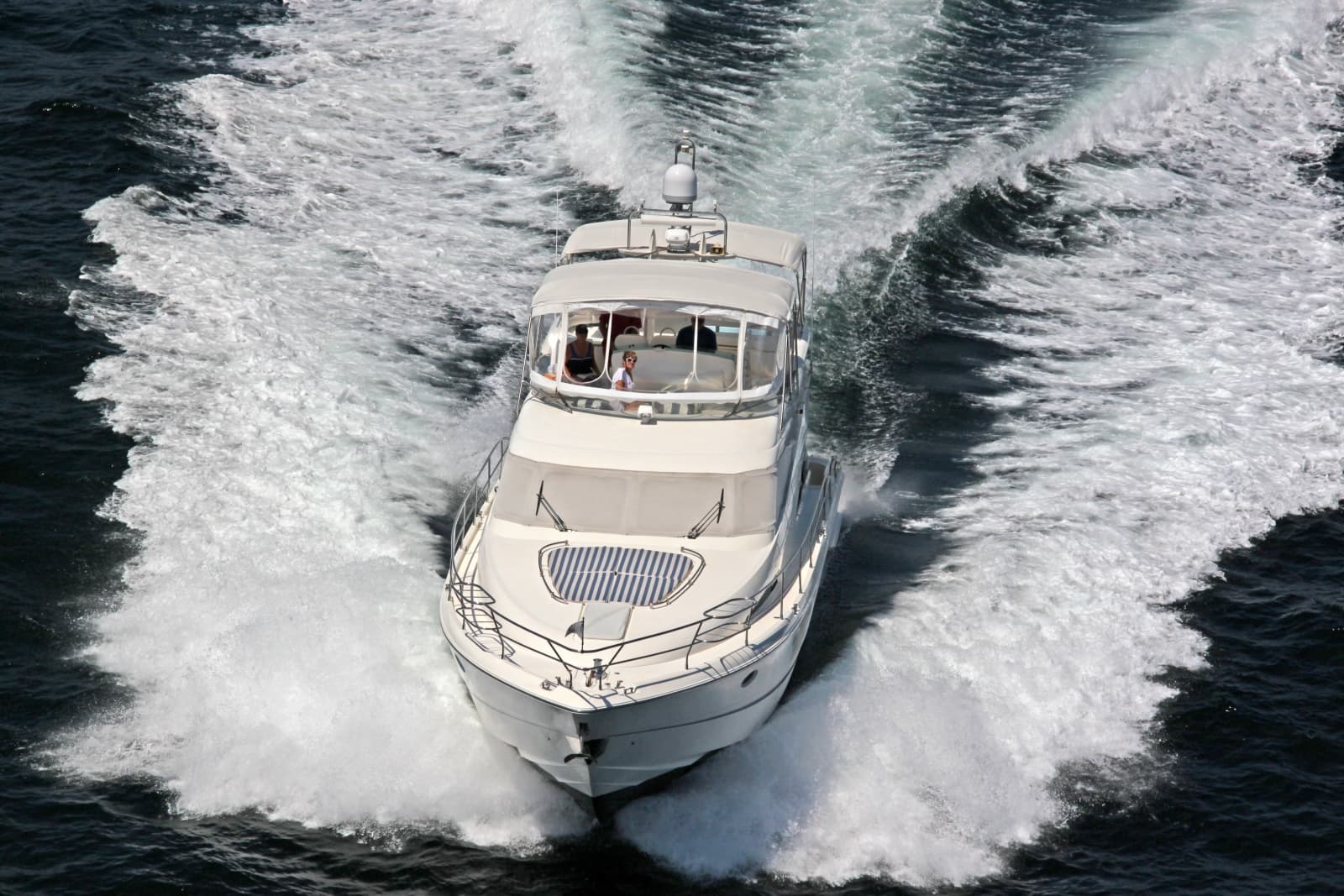 2002 Fairline Squadron 58