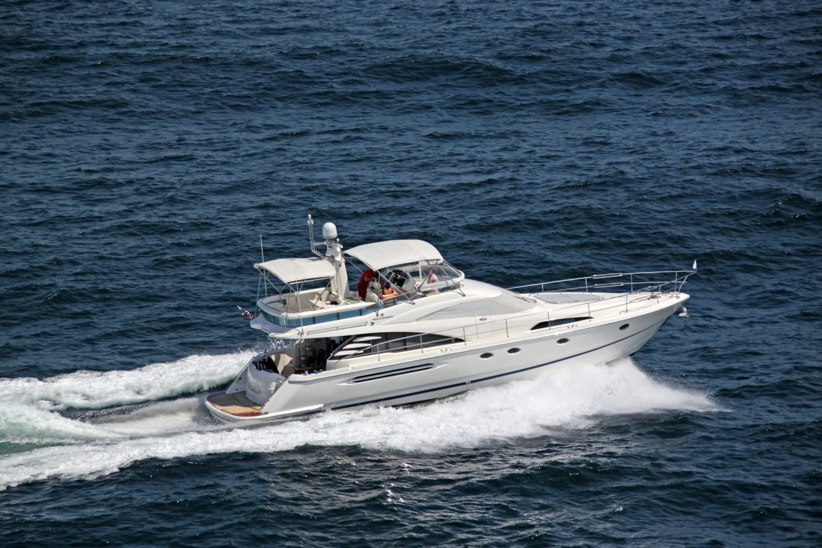 2002 Fairline Squadron 58