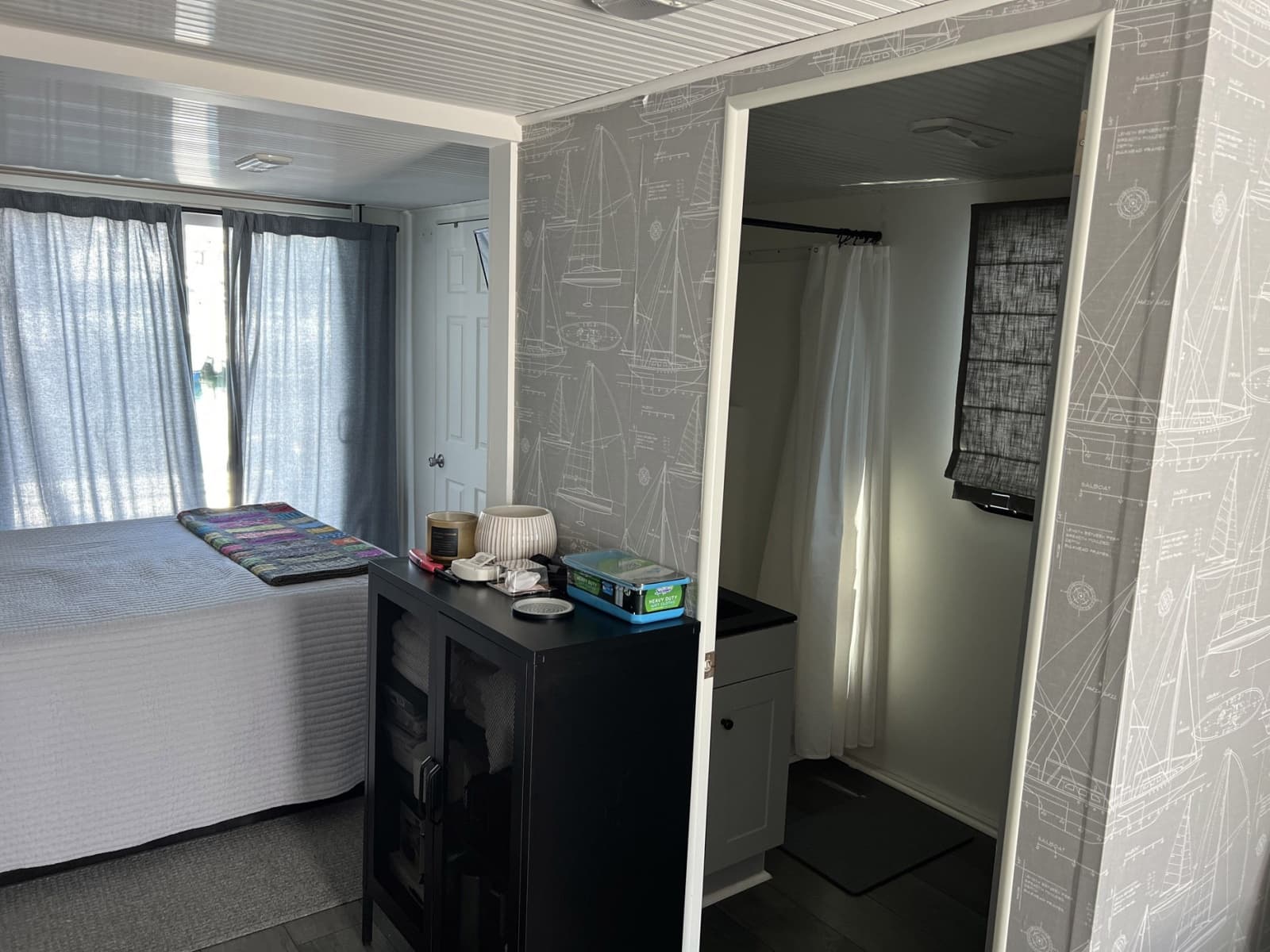 2019 Catamaran Cruisers Houseboat