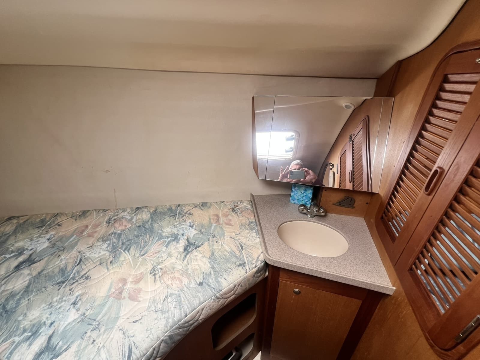 1999 Hunter 380