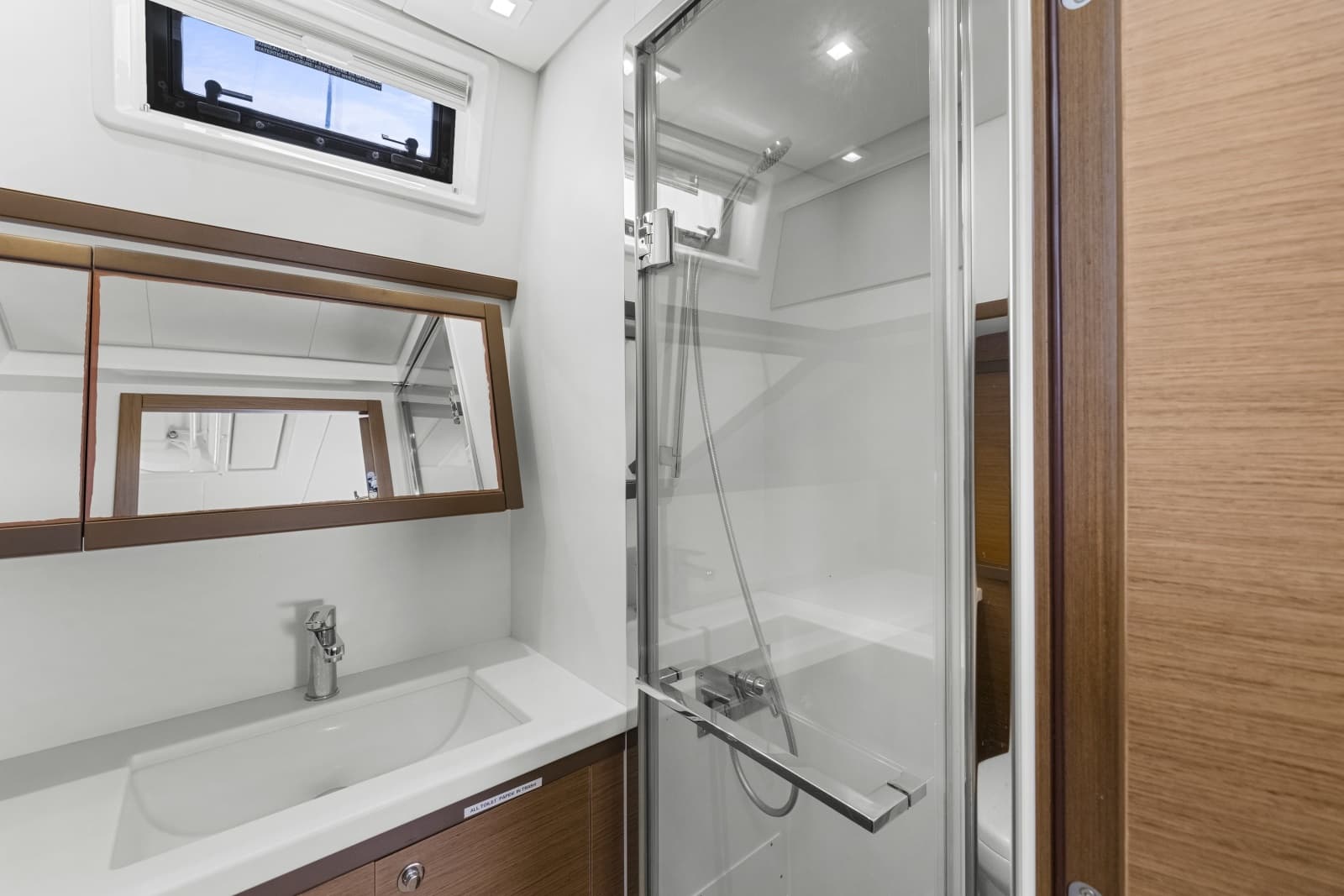 2022 Lagoon 52F