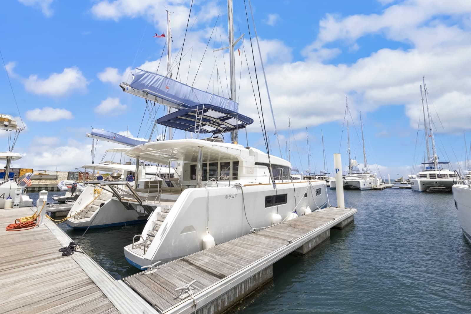 2022 Lagoon 52F