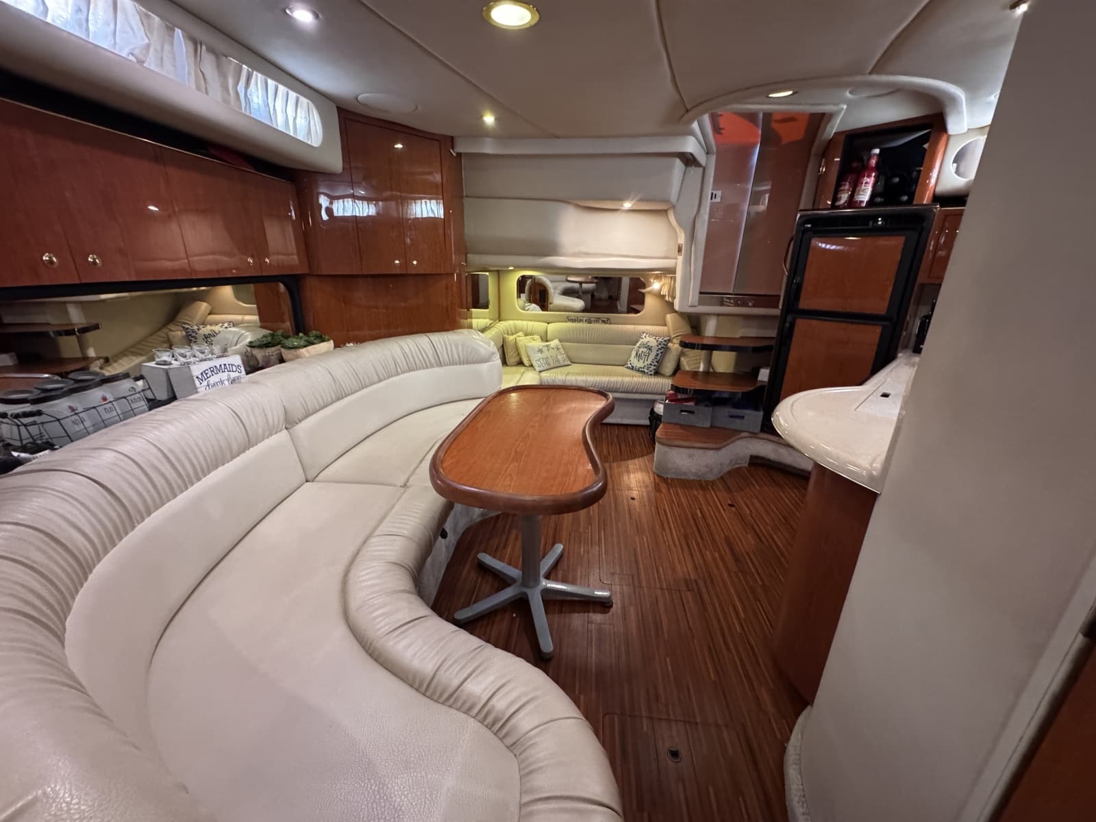 1999 Sea Ray 38 Sundancer