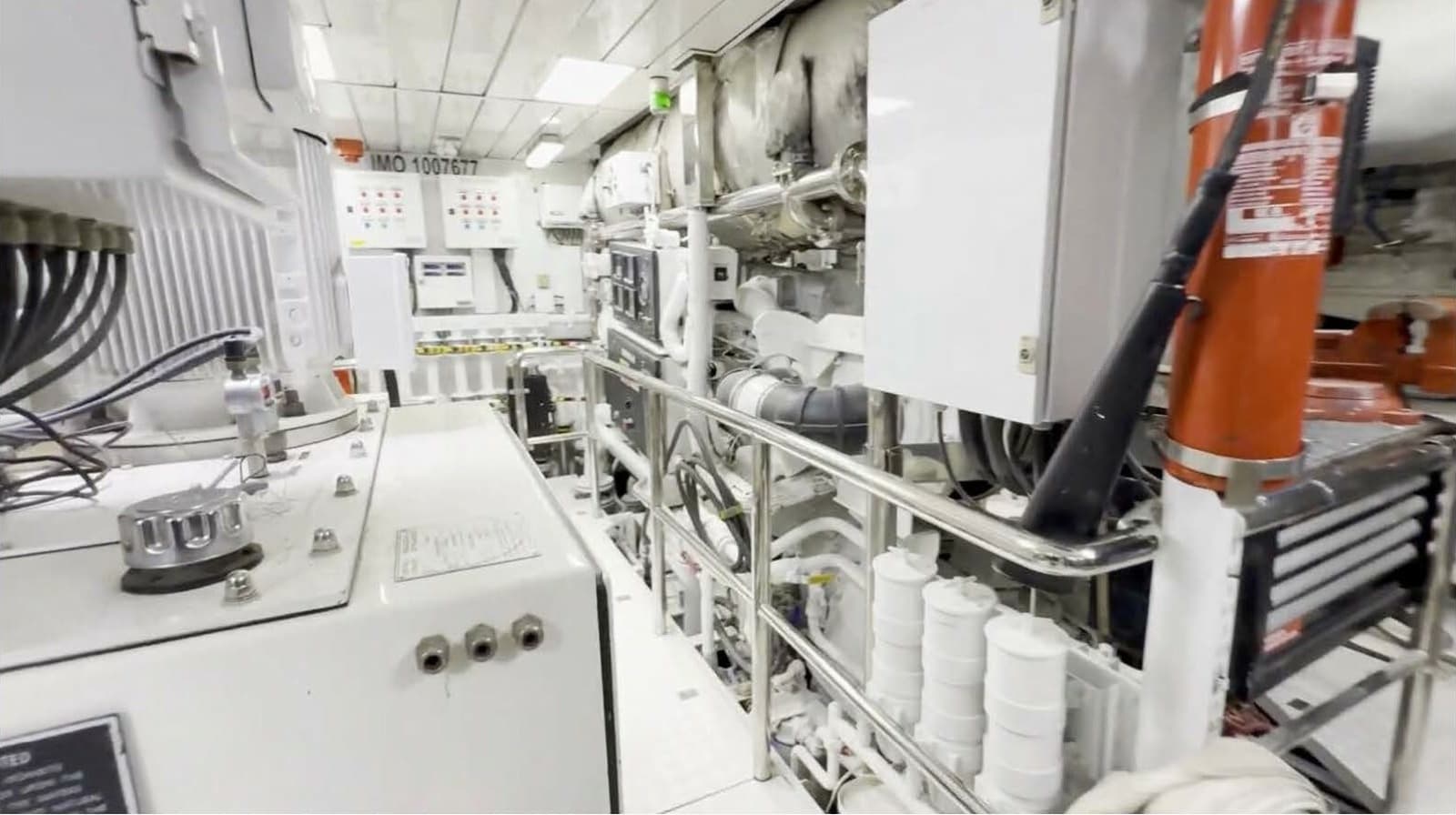 Benetti 145 Domani - Engine Room