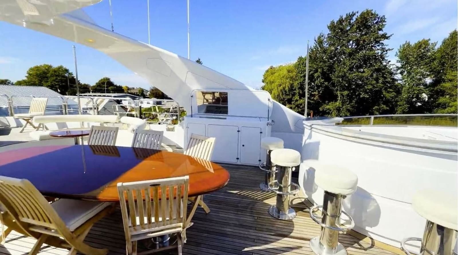 Benetti 145 Domani - Exterior Aft Sun Deck