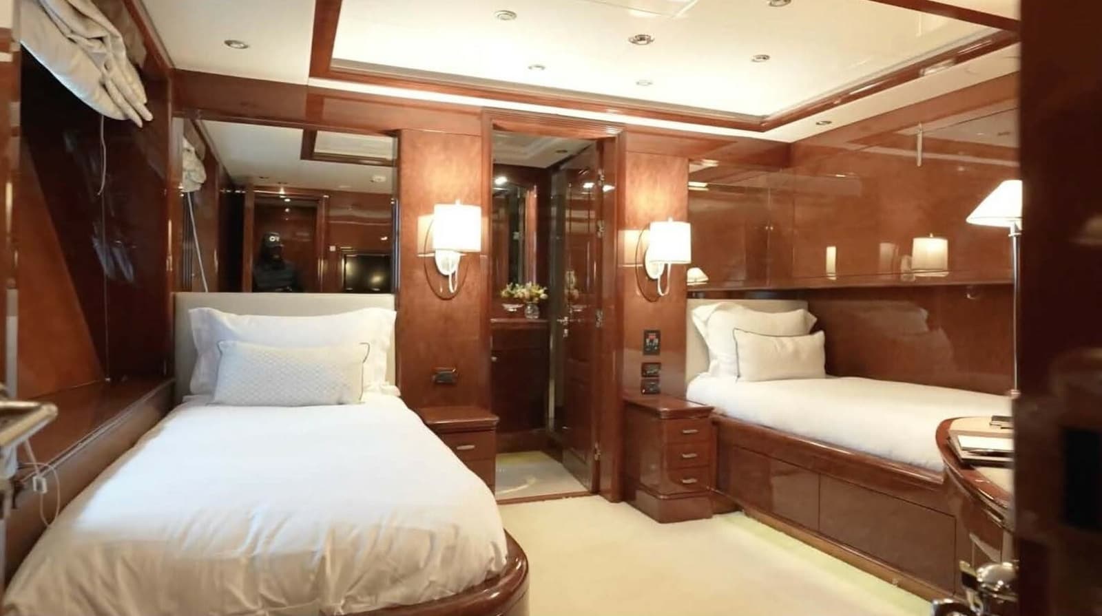 Benetti 145 Domani - Interior Guest Stateroom