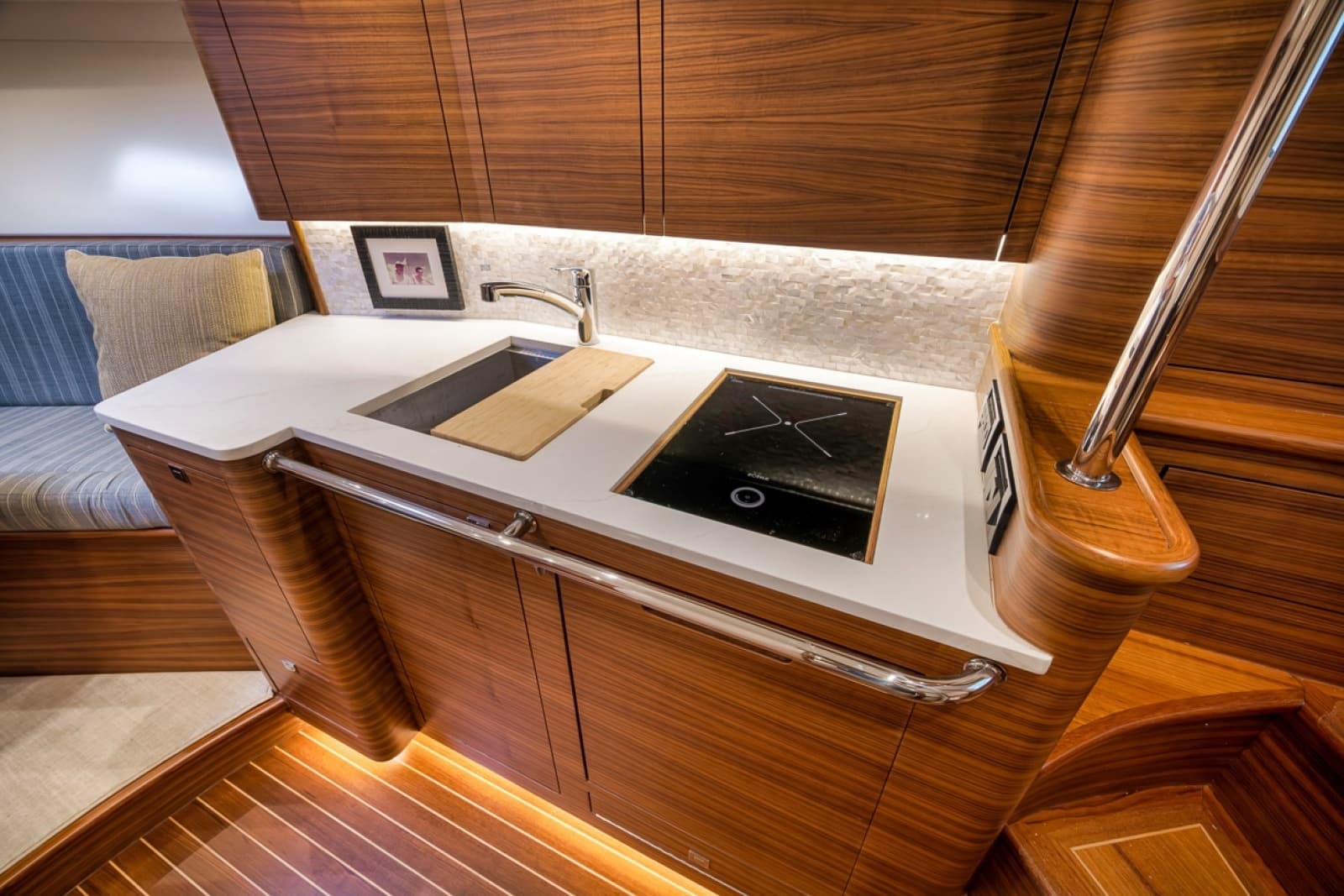 2024 Custom Carolina 40 Express