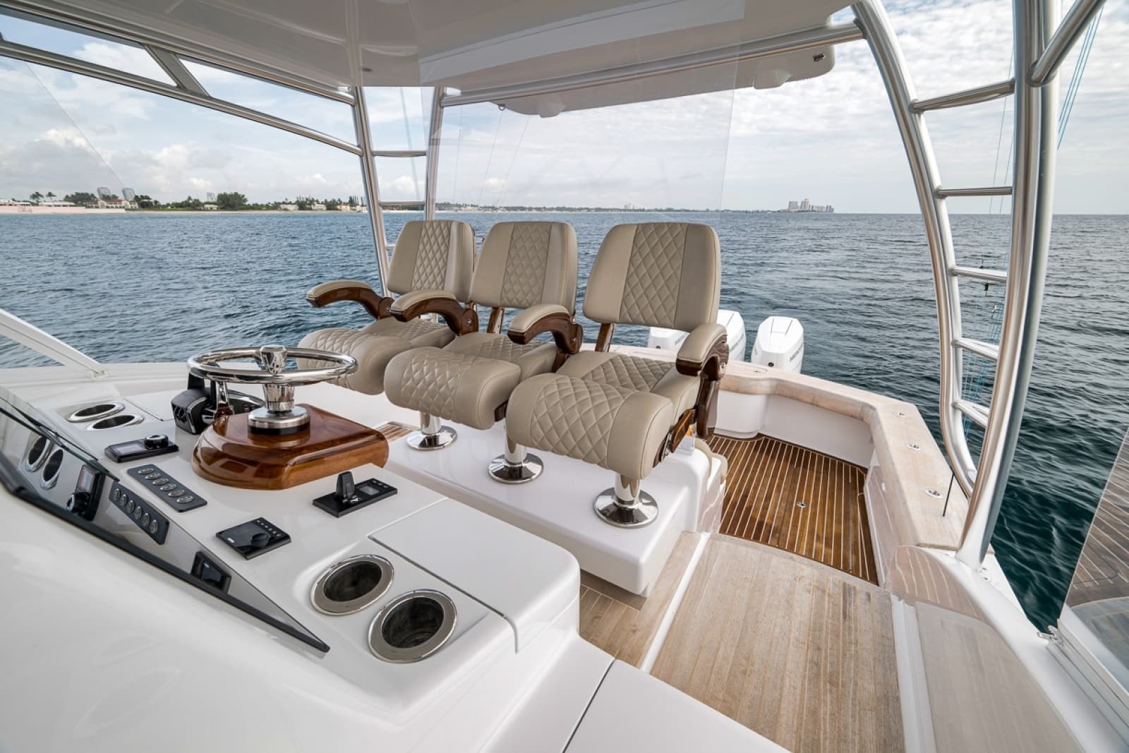 2024 Custom Carolina 40 Express