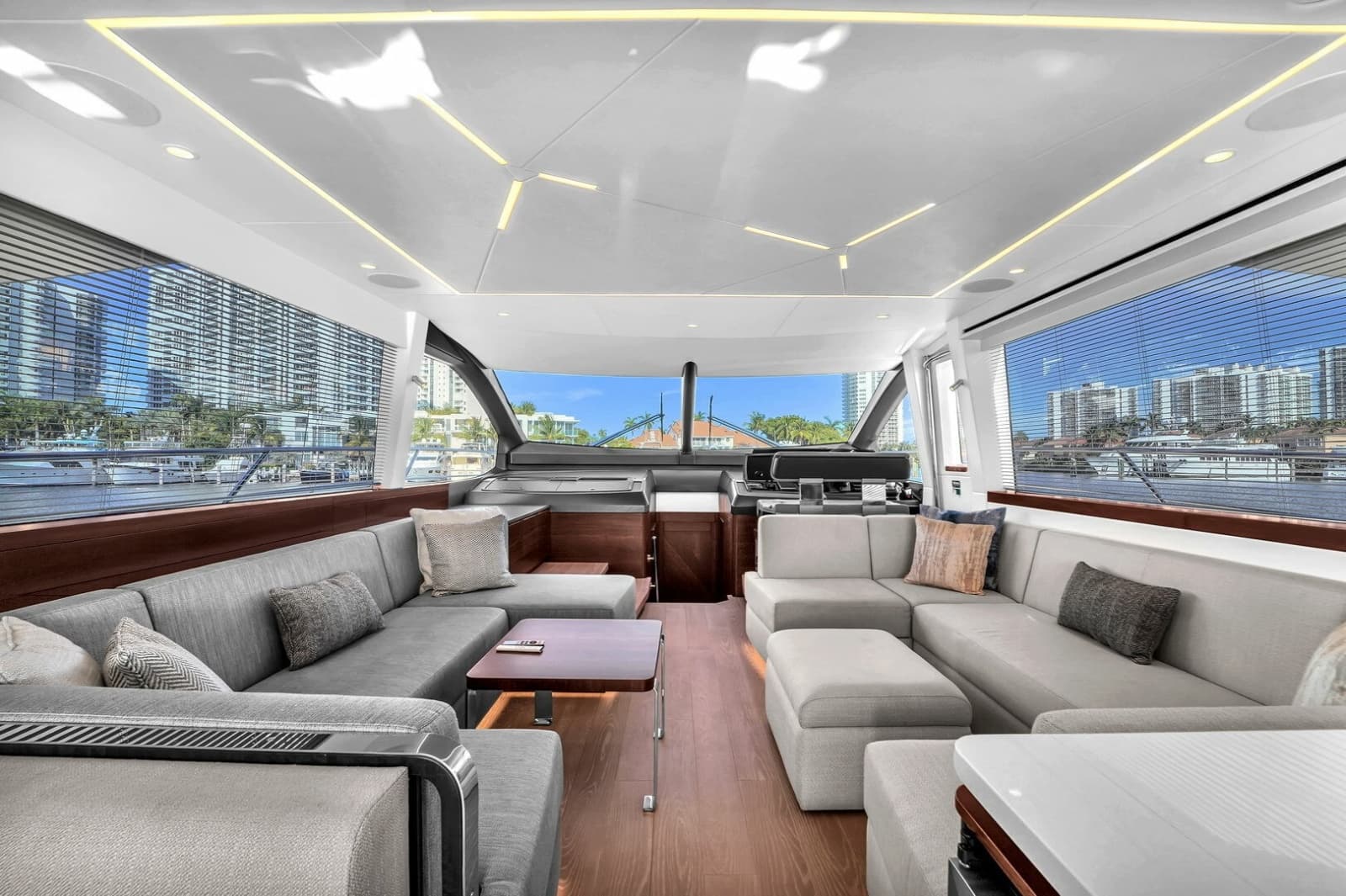 2023 Sunseeker Manhattan