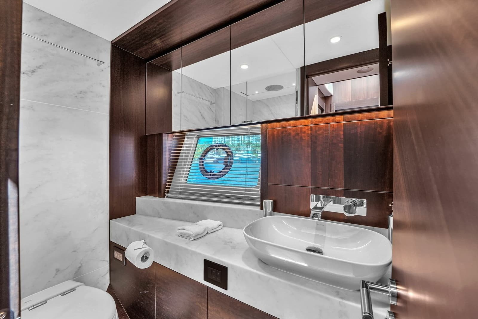 2023 Sunseeker Manhattan