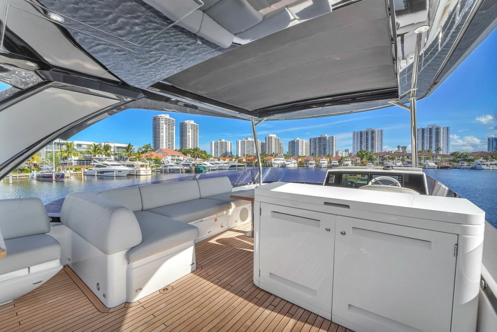 2023 Sunseeker Manhattan