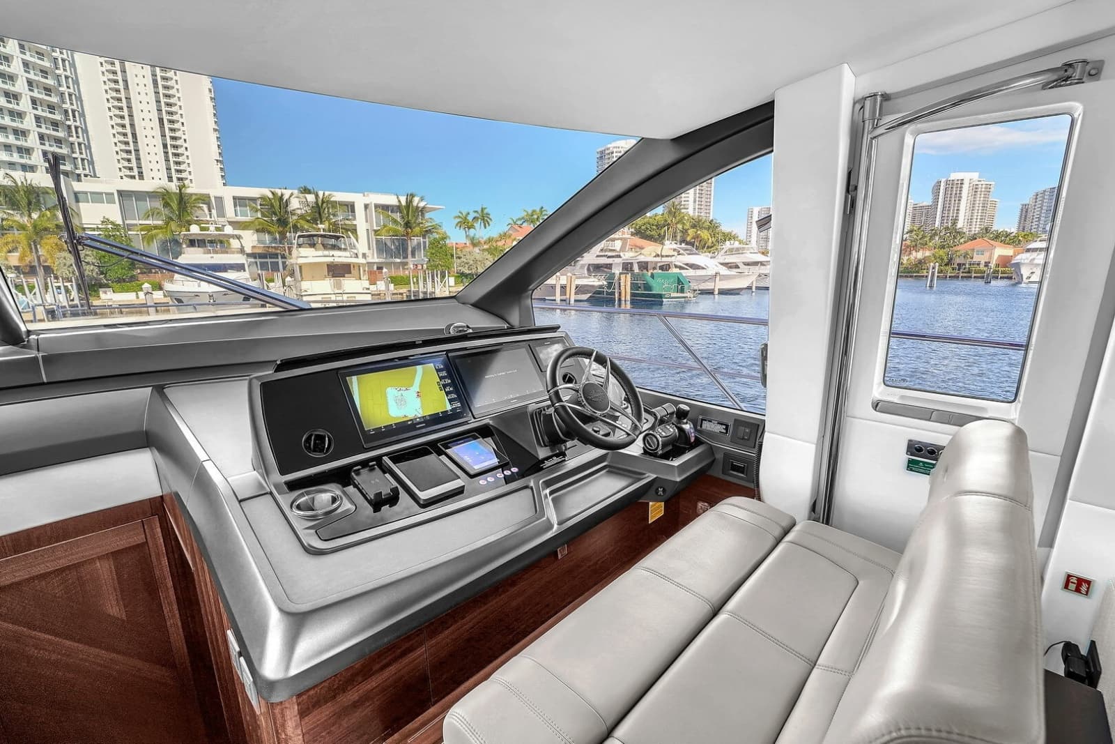 2023 Sunseeker Manhattan