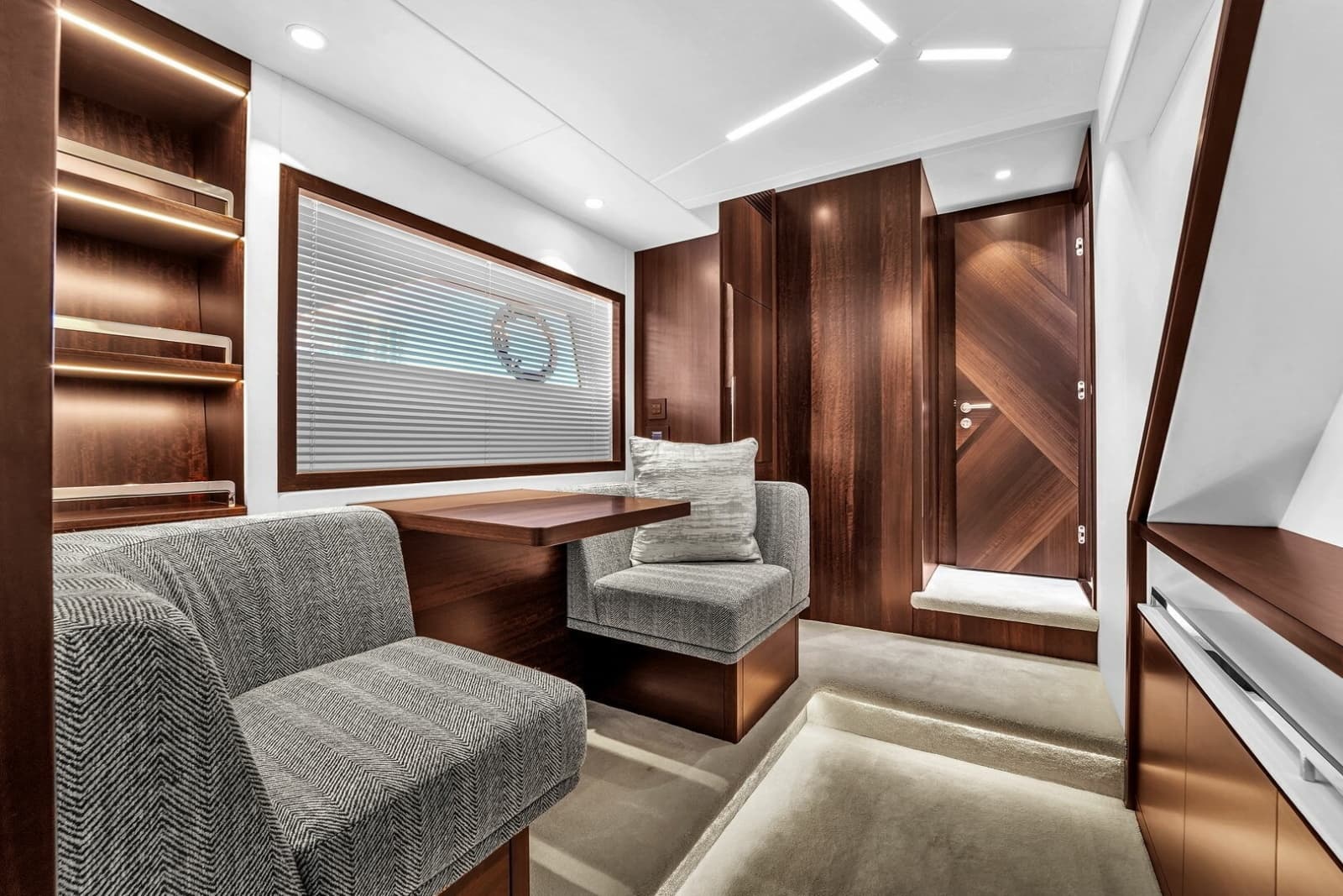 2023 Sunseeker Manhattan