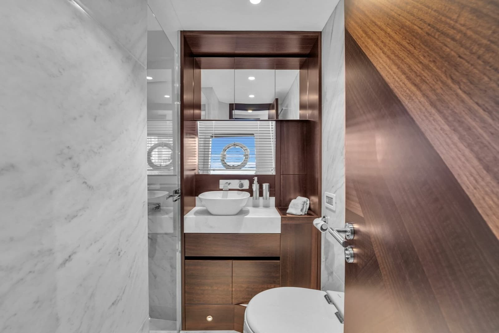 2023 Sunseeker Manhattan