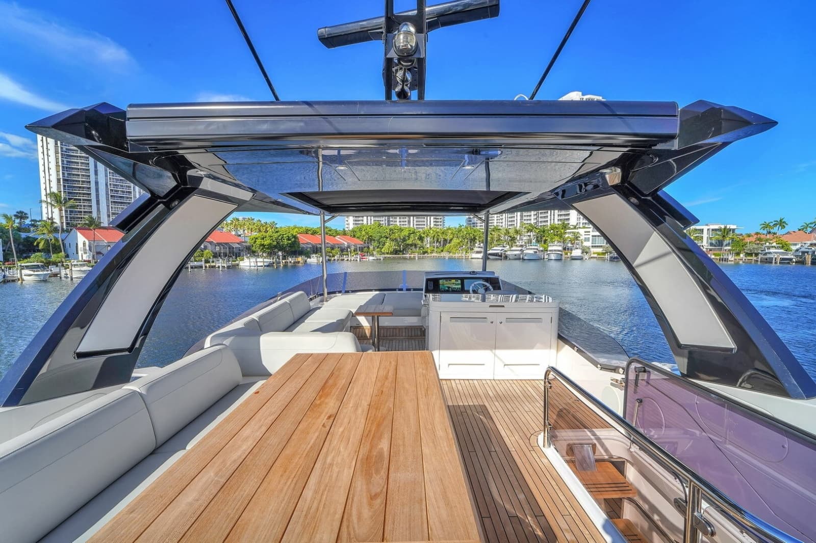 2023 Sunseeker Manhattan