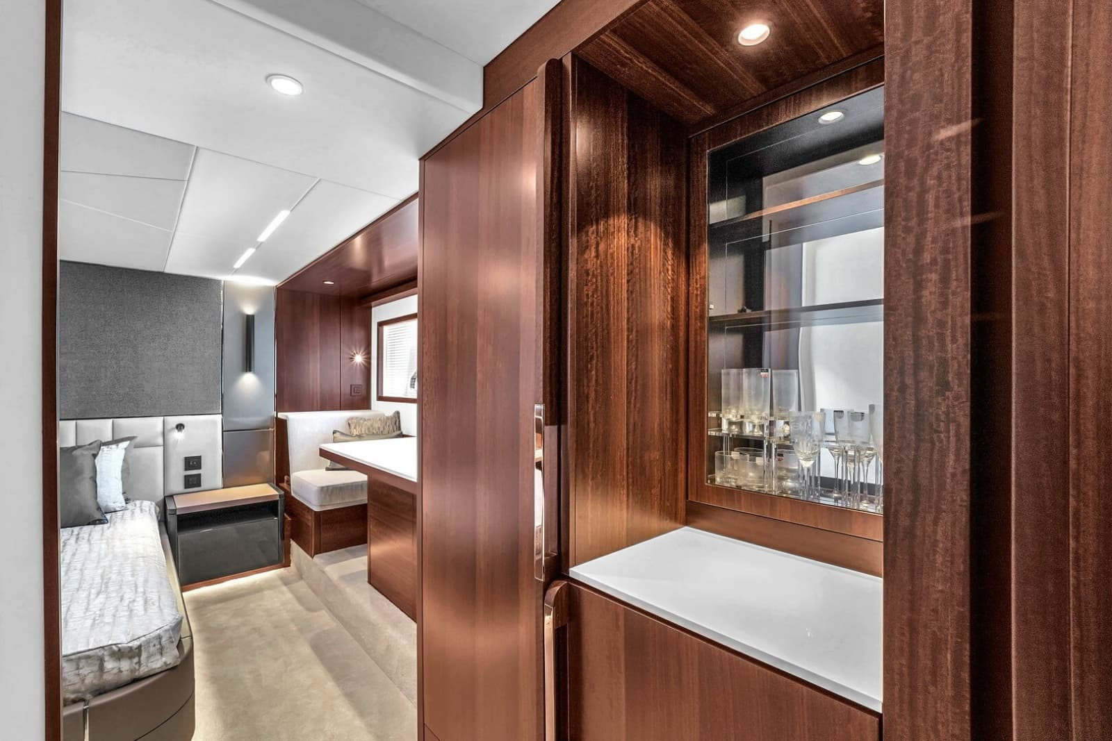 2023 Sunseeker Manhattan
